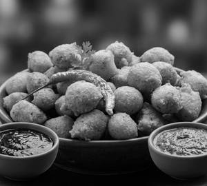 Moong Bhajiye 100 Gms