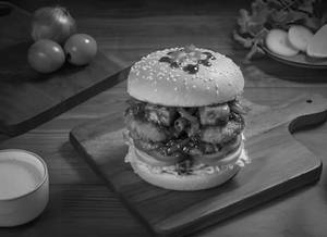 Paneer Chilli Burger
