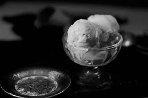 Keshar Pista Ice Cream