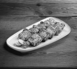 Achari Paneer Tikka [6 Pieces]