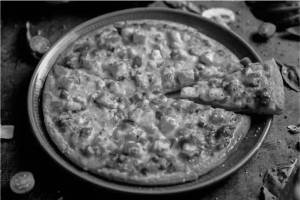 6" + Paneer Masala Pizza + Sprite/Thums Up 