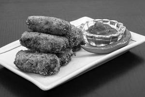 Bread Cutlet (2 Pcs)