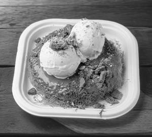 Biscoff icecream kunafa
