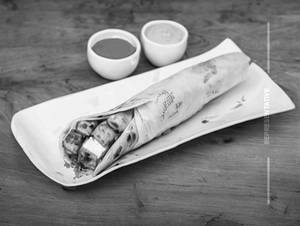 Paneer tikka roll