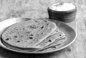 Aloo Pyaaj Paratha