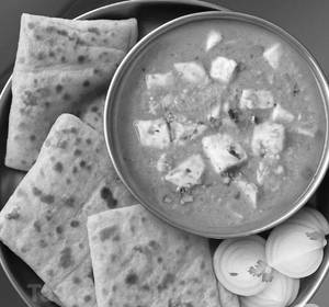 Shahi Paneer + 4butter Roti Combo