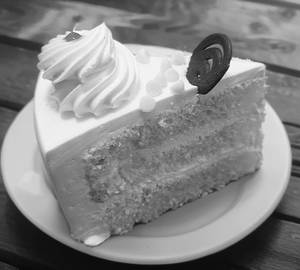 Eggless Vanilla Pastry