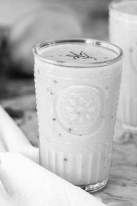 Mango lassi