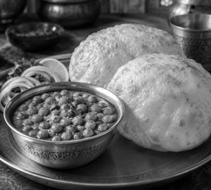 Classic Chole Bhature