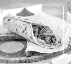 Basrawi Chicken Tikka Roll