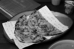 Hari Mirch Parantha