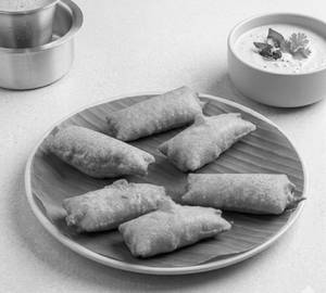 Vazhaikkai Bajji [4 Pieces]