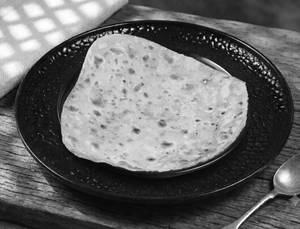 Trikon Paratha