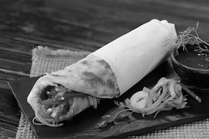 Single Egg Single Chicken Roll