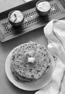 Mix Veg Paratha