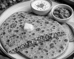 Mix Veg Paratha