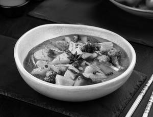 Vegetables in Schezwan Sauce