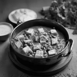 Matar Paneer