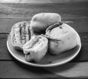 Paneer vadapav