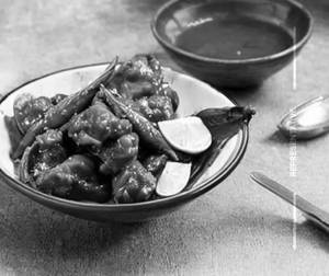 Chilli Chicken In Curry Leaves