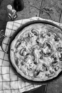 Truffle & Mushroom Pizza