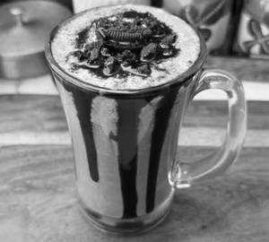 Chocolate oreo shake
