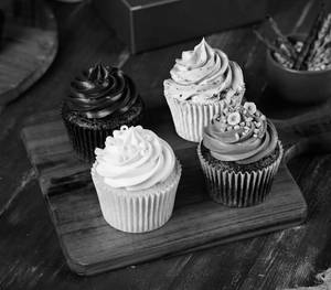 Assorted Cup Cake Pack Of 4