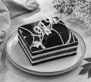 Choco Bloom Cake