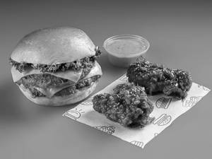 Louis Signature Chicken Burger + Korean Chicken Wings + Animl Sauce
