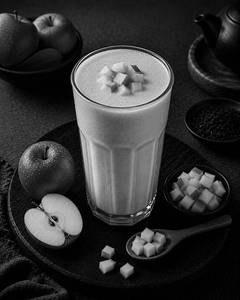 Apple Milkshake