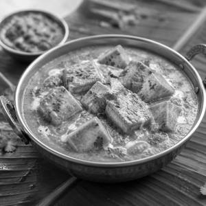 Sweet Paneer Butter Masala