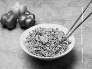 Chicken Hakka Noodles (half)