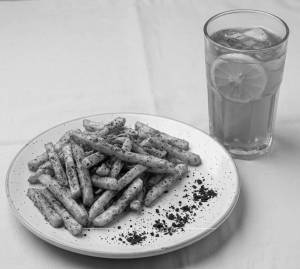 Masala Fries + Lemon Ice Tea