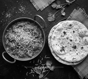 Sev Tamatar + Tawa Roti (2 pieces) 