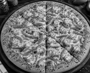 Peppy paneer pizza [large]