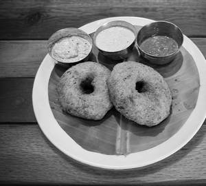 Double Vada