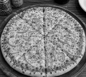 Onion & golden corn pizza [medium]