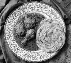 Chicken angara gravy 3 big pc + Lachha paratha (2 pieces)Half Rice