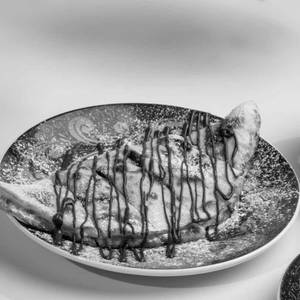 Hazelnut Chocolate Mascarpone Calzone (Del)