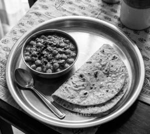Channa masala + Chapati (2 pieces)