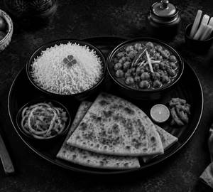 Amritsari Chole Mini Thali Meal