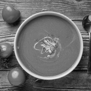 Tomato Basil Soup (Creamy, Comfort Classic)