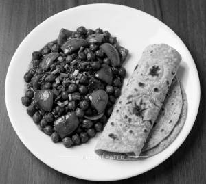 Chana Chilli + Tawa Roti (2 pieces)