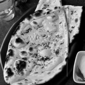 Butter Cheese Garlic Naan