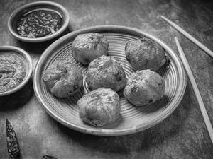 Veg Tandoori Achari Momos (6 Pcs.)