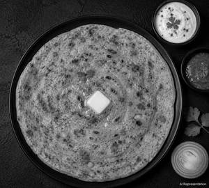 Pyaaz Paratha