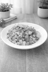 Chickpea Protein Salad (Vegan, High Fiber)
