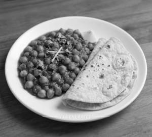 Chana masala [400 g] + Plan chapati (2 pieces)