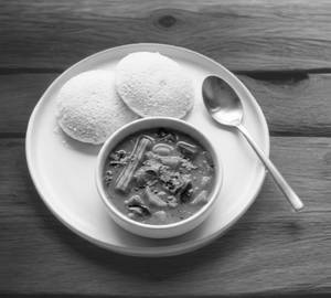 Idli ( 2pc ) with Sambar
