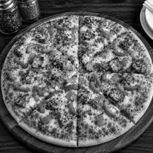 Indian tandoori paneer pizza [medium]